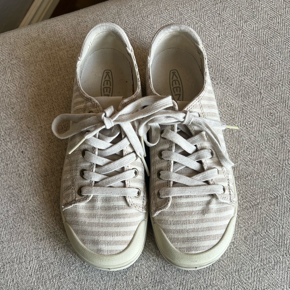 KEEN Elsa IV Sneaker Natural / Birch size size 7.5